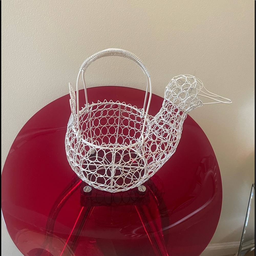 Egg Basket White Wire
